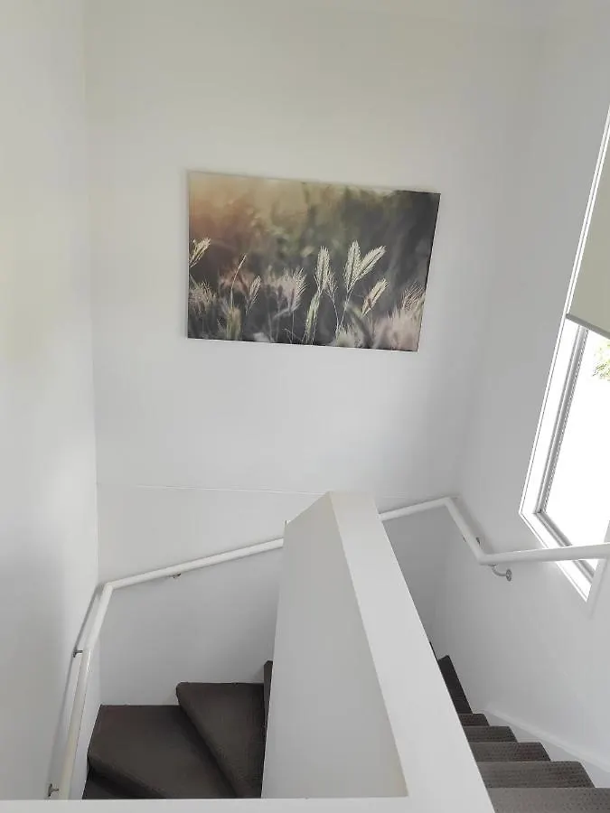 Homestay Spacious Private En-Suite With Air-Con Kallangur Australia